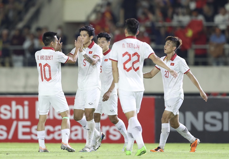 ĐT Việt Nam vùi dập Lào 6-0 trong trận ra quân AFF Cup 2022
