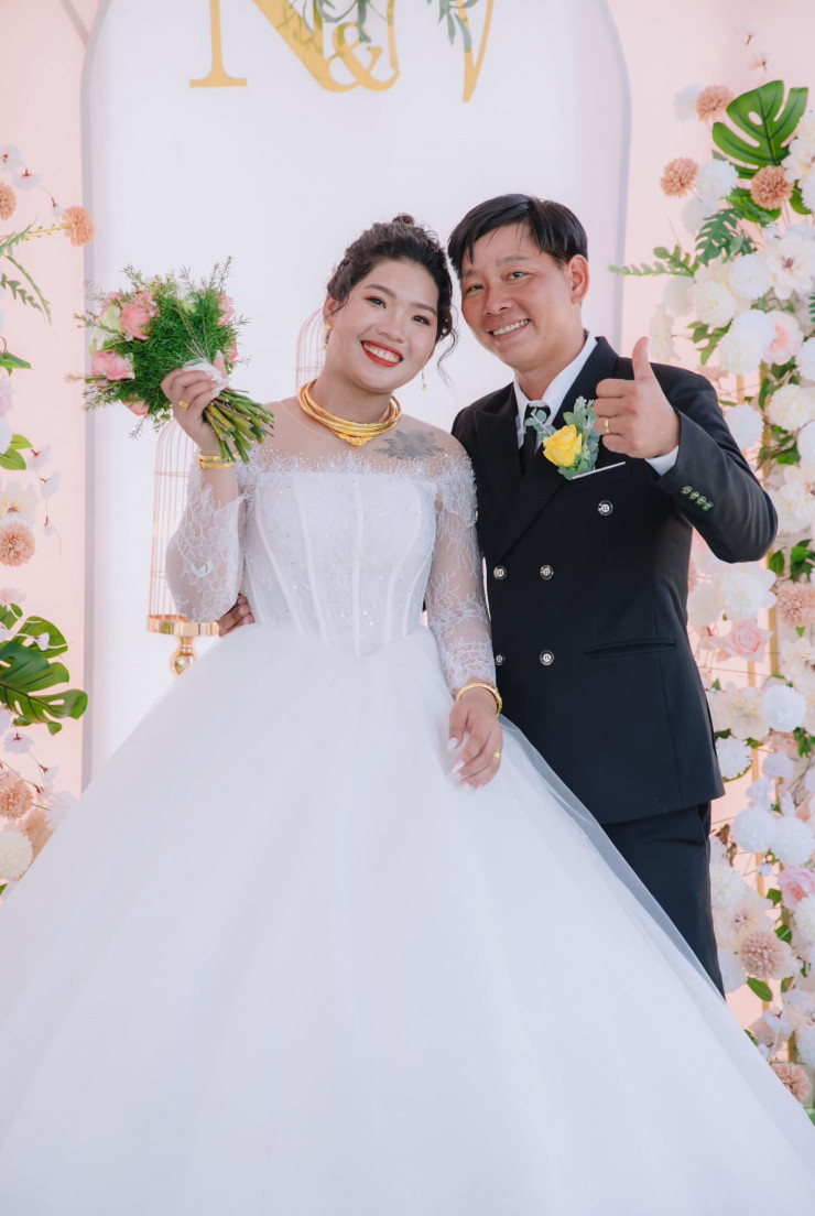 Cuộc tình &#34;chú cháu&#34; của cô dâu 19 tuổi - 11