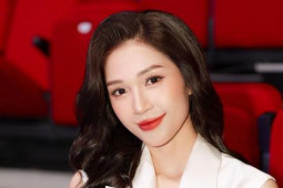 Giải trí - BTV Ngọc Anh: 'Tôi không quan tâm thu nhập ở VTV'