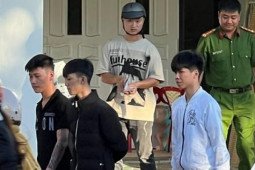 Pháp luật - 3 thanh niên truy đuổi đến tận nhà để chém nạn nhân