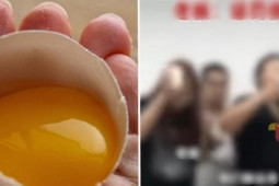 Công ty ở Trung Quốc gây phẫn nộ vì bắt sinh viên thực tập ăn trứng sống do không đạt KPI