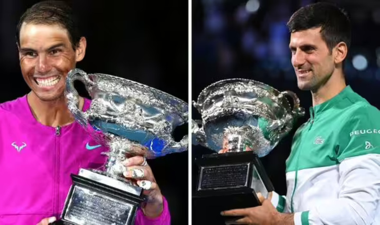 Nadal (trái) tin rằng nếu không phải anh thì sẽ có các tay vợt trẻ sẵn sàng đánh bại Djokovic (phải) ở Australian Open 2023