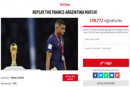 Tranh cãi Pháp bị trọng tài xử ép: 200.000 người đòi đá lại chung kết World Cup