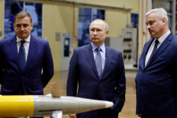 Tổng thống Putin giao nhiệm vụ ”nóng” cho công nghiệp quốc phòng Nga