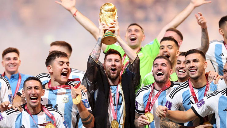 Lionel Messi cùng ĐT Argentina vô địch World Cup 2022