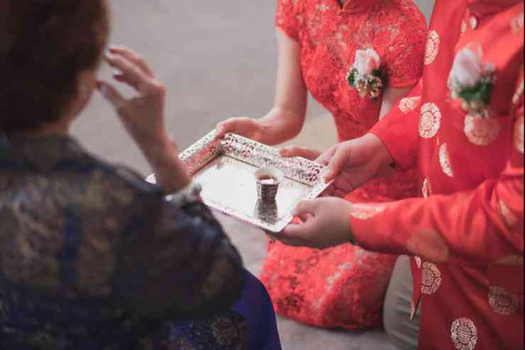 Tiền bạc là gánh nặng trong nhiều cuộc hôn nhân ở Trung Quốc - Nguồn: Baomoi.