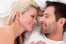 Bạn trẻ - Cuộc sống - Ôm ấp sau "lên đỉnh" quan trọng hơn sex