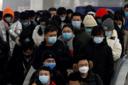 Trung Quốc nín thở chờ đỉnh dịch COVID-19