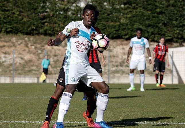 Mendy khi còn khoác áo đội trẻ Marseille