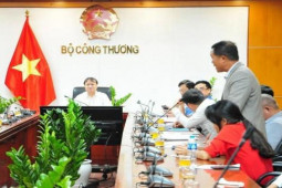 Thị trường - Tiêu dùng - Nóng tuần qua: Công bố loạt sai phạm sau thanh tra 11 doanh nghiệp kinh doanh xăng dầu đầu mối