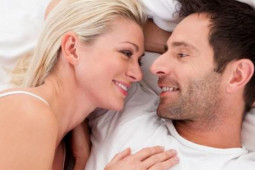 Ôm ấp sau "lên đỉnh" quan trọng hơn sex