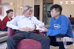 Clip hài hước - Chàng trai cưới được vợ nhờ bố bạn gái... mê rượu