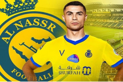 Bóng đá - Báo Saudi Arabia lộ thời điểm Ronaldo ra mắt Al Nassr, "đại gia" bí ẩn trả lương