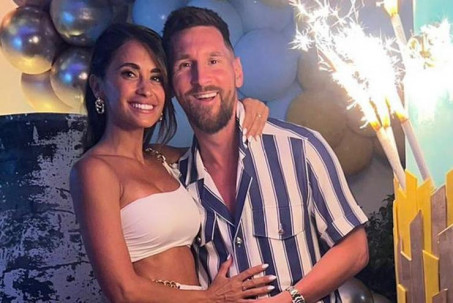 Messi khoe clip vợ đẹp nhảy “bốc lửa”, lộ thời điểm tái xuất ở PSG