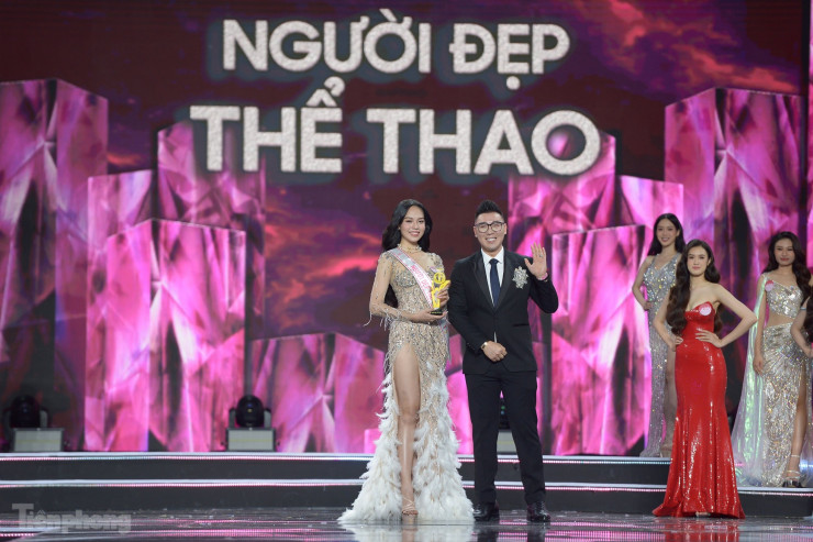 Câu chuyện về chiếc váy Hoa hậu Huỳnh Thị Thanh Thủy mặc khi đăng quang hoa hậu - 1