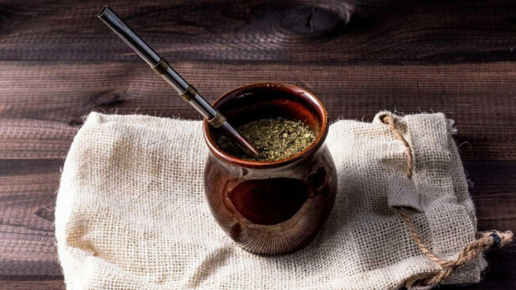 Trà yerba mate trở thành thức uống yêu thích của Messi. Ảnh: Healthline