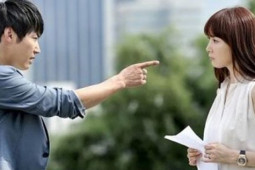 Bạn trẻ - Cuộc sống - Vừa đi ăn cưới bạn ở quê về, vợ choáng váng khi thấy tờ đơn ly hôn để sẵn trên bàn