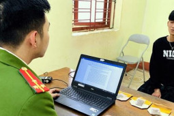 Pháp luật - Bắt đối tượng rao bán ma tuý trên facebook với tên “Tô Lào Cai”
