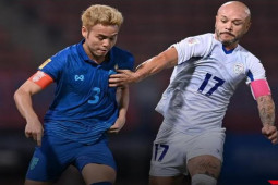 Bóng đá - Video bóng đá Thái Lan - Philippines: Đại tiệc 4 bàn, chiếm ngôi nhất bảng (AFF Cup)