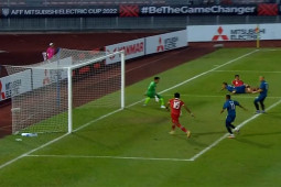 Bóng đá - Tường thuật bóng đá Brunei - Indonesia: Bàn thắng thứ 7, "hủy diệt" đối thủ (HẾT GIỜ)