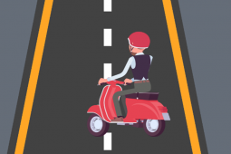 Tin tức trong ngày - Chuyển làn mắc lỗi nhỏ, người đi xe máy sẽ bị phạt tới 600 nghìn đồng