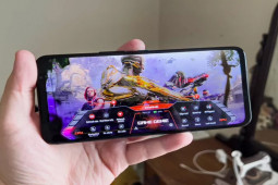 Thời trang Hi-tech - Top 5 smartphone pin “trâu” nhất năm 2022, bất ngờ với top 1