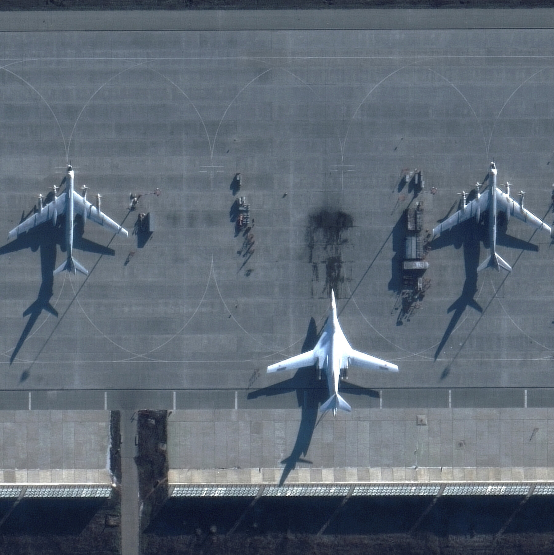 Căn cứ Engels từng bị tấn công bằng máy bay không người lái vào đầu tháng 12.