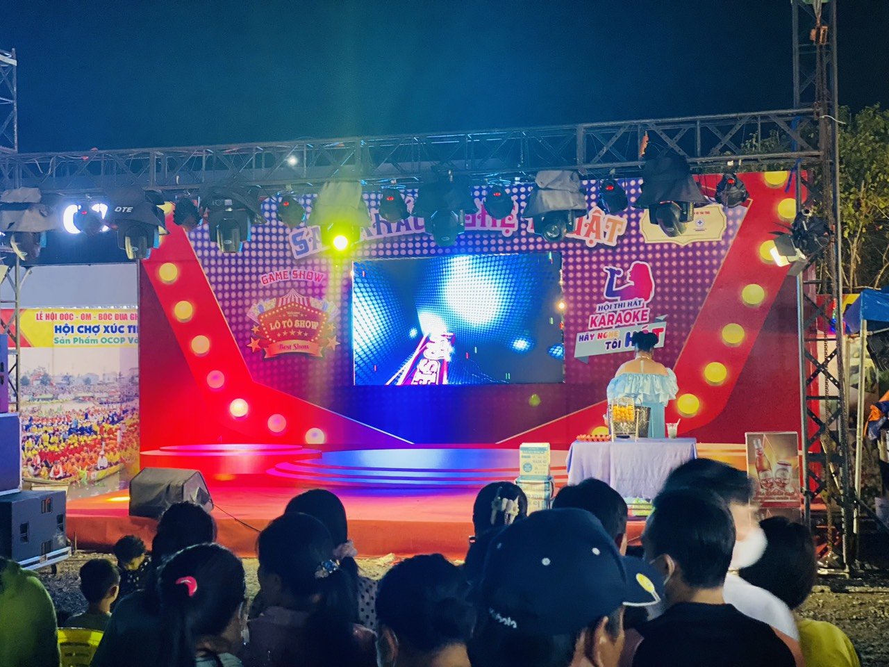 Hội chợ mua sắm hàng Thái Lan, Việt Nam vui chơi mùa đông tại tỉnh Đồng Tháp - 4