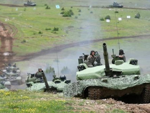 Thế giới - Căng thẳng leo thang, Tổng thống Serbia lệnh quân đội sẵn sàng chiến đấu