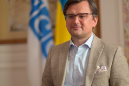 Thế giới - Ukraine muốn có hội nghị chấm dứt chiến tranh vào cuối tháng 2, Nga ‘dội nước lạnh’