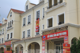 Kinh doanh - Biệt thự "triệu đô" đua nhau cắt lỗ, chuyên gia cảnh báo về làn sóng xả hàng