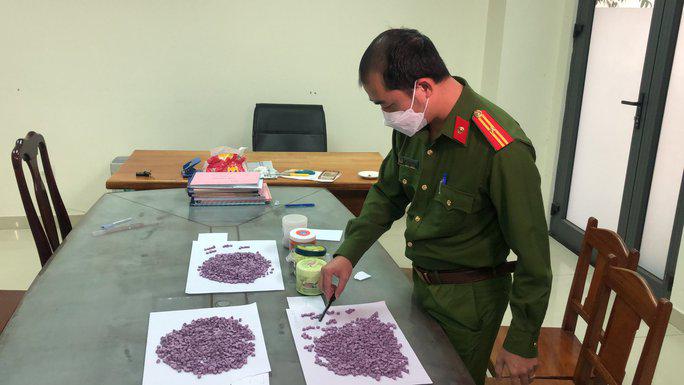 Công an thu giữ hơn 4.000 viên ma túy tổng hợp