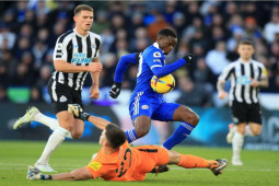 Video bóng đá Leicester City - Newcastle: Hiệp 1 tưng bừng, chiếm ngôi nhì bảng (Ngoại hạng Anh)