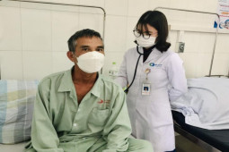 Sức khỏe đời sống - Người đàn ông ho ra nửa lít máu vì căn bệnh nguy hiểm