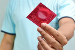 Sức khỏe đời sống - 10 sai lầm khi dùng bao cao su khiến bạn và nửa kia "gặp họa"