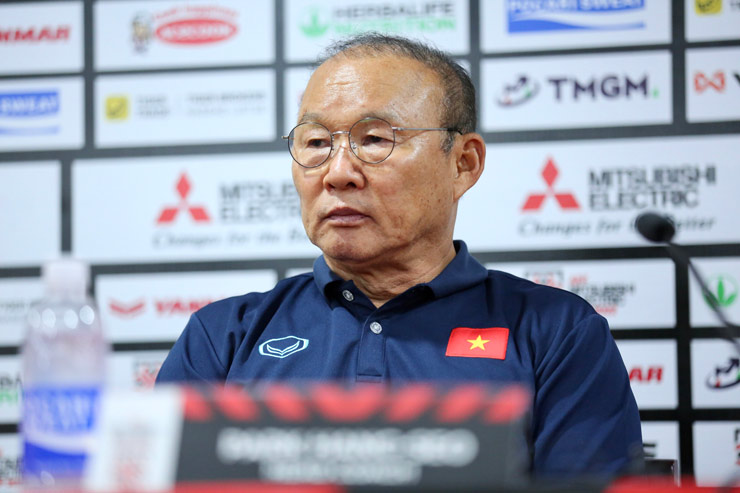 HLV Park Hang Seo khá vui về việc ĐT Việt Nam đại thắng ĐT Malaysia ở trận đấu tất niên của năm 2022