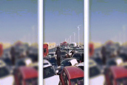 Thế giới - Hơn 200 ô tô đâm liên hoàn ở Trung Quốc