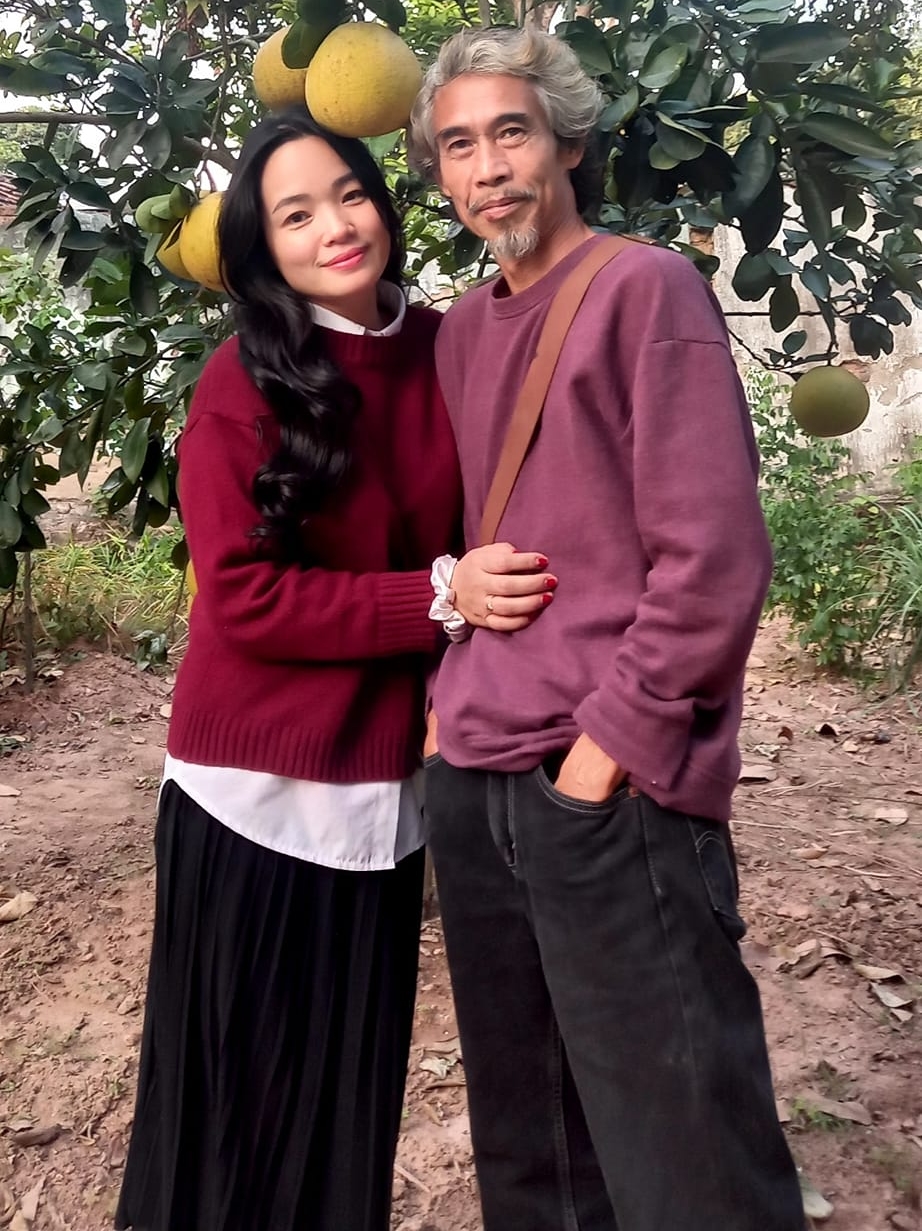 Phú Đôn và vợ trẻ