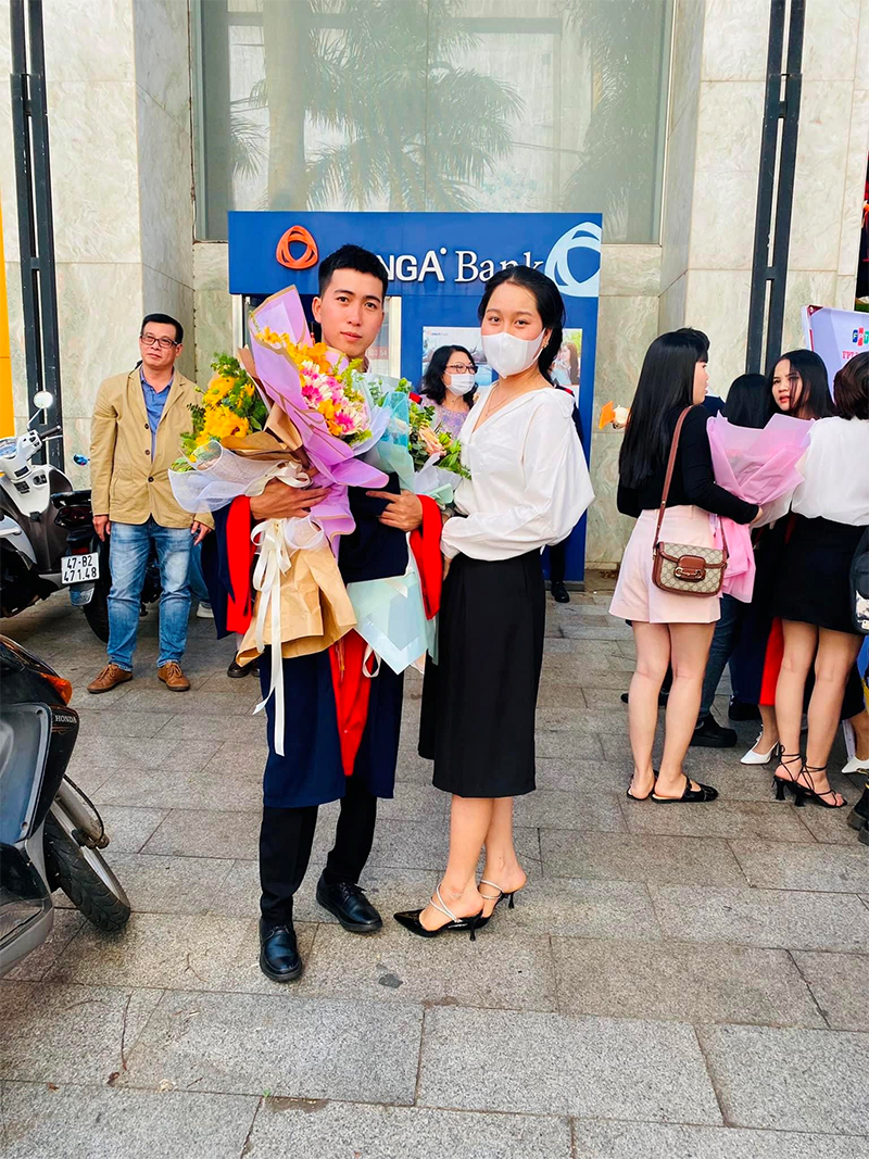 Hình ảnh Hiệp tốt nghiệp chuyên ngành Thương mại điện tử tại FPT