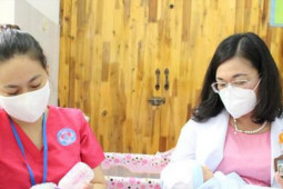 Tin tức trong ngày - Đầu tàu kinh tế TPHCM có nguy cơ giảm tốc: Vì phụ nữ 'lười' sinh con