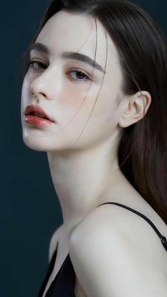 Con dâu phó tổng thống Ecuador có gương mặt đẹp nhất thế giới năm 2022 - 6