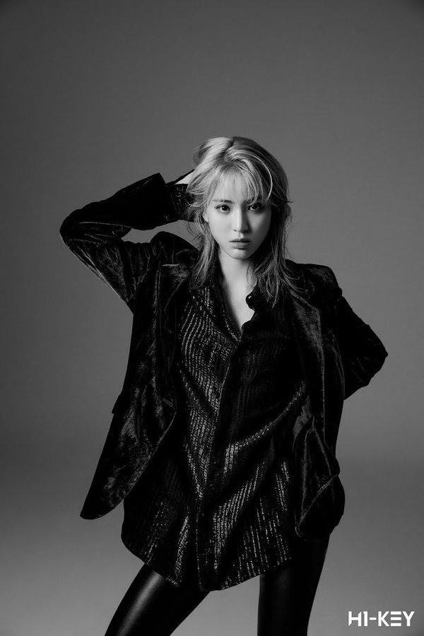 Con dâu phó tổng thống Ecuador có gương mặt đẹp nhất thế giới năm 2022 - 8