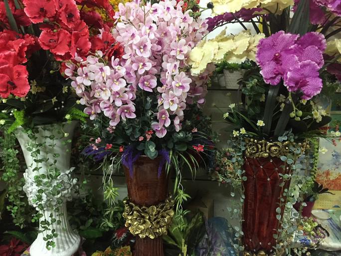 Bình lan trị giá từ 6 triệu đồng trở lên