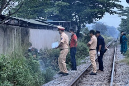 Pháp luật - Hẹn gặp cô gái không được, thanh niên lên đường ray bị tàu hỏa tông chết