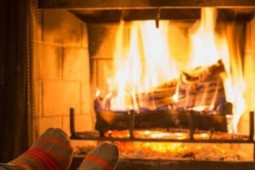 Phi thường - kỳ quặc - Chồng lén giấu 500 triệu trong lò sưởi, choáng váng vì vợ làm một việc tai hại