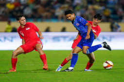 Video bóng đá Indonesia - Thái Lan: Đối đầu kinh điển, nghẹt thở thẻ đỏ - penalty (AFF Cup)