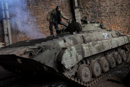 Ukraine gặp khó với các xe bọc thép chiến lợi phẩm thu của Nga