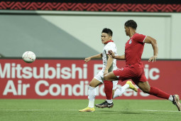 Video bóng đá Singapore - Việt Nam: Bắn phá hiệp 2, liên tiếp bỏ lỡ (AFF Cup)