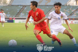 Bóng đá - Video bóng đá Myanmar - Lào: Rượt đuổi 4 bàn, thoát thua nhờ siêu phẩm (AFF Cup)