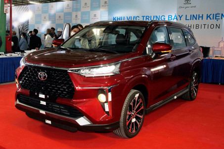 Toyota Việt Nam ra mắt bộ đôi MPV sản xuất trong nước